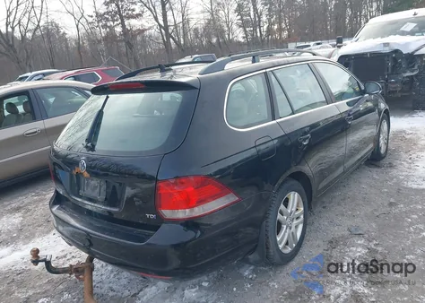 2010 Volkswagen Jetta Tdi из США, поврежденный, VIN 3VWTL7AJ5AM705151